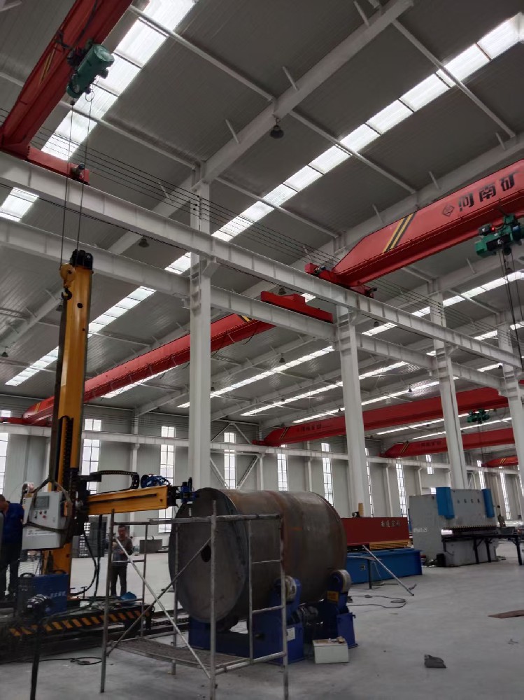 新設備進廠安裝，愛克環保堅守產品質量，為客戶提供優質環保設備